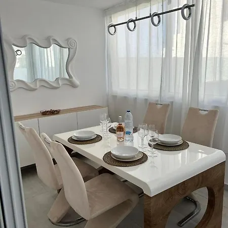 Pousadoiro Villa Playa Blanca