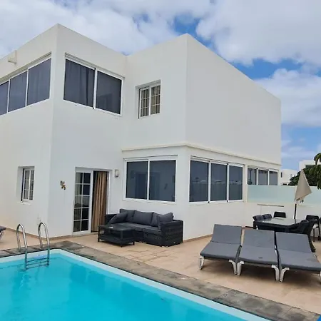 Pousadoiro Villa