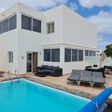 Pousadoiro Villa